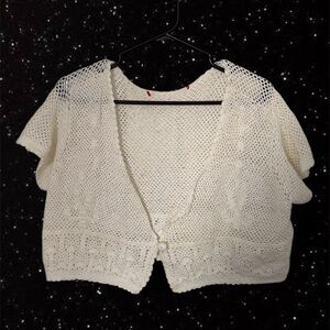 2 for 15$ 🖤 Vintage Cream Knit Short Sleeve Cardigan 🐰